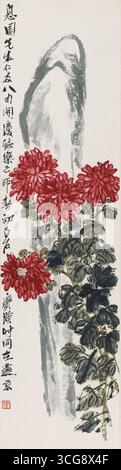 Qi Baishi Chrysanthemums e Scholar's Rock - Chinese Ink and Color Vertical Scroll Foto Stock