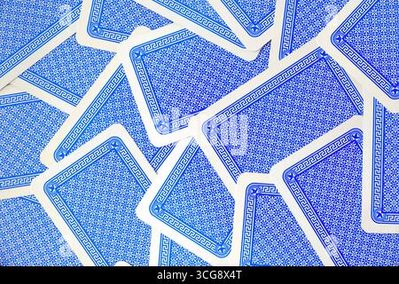Retro di un grande gruppo di carte da gioco per lo sfondo Foto Stock