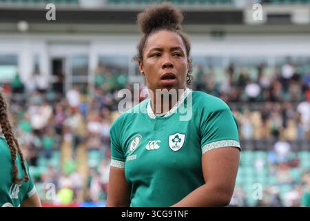 Northampton, Regno Unito. 24 agosto 2025. Grace Moore irlandese (Trailfinders Women/IQ Rugby) dopo la Coppa del mondo di rugby femminile 2025 Pool C partita tra Irlanda e Giappone a Franklin's Gardens, Northampton, il 24 agosto 2025 Credit: Action foto Sport/Alamy Live News Foto Stock