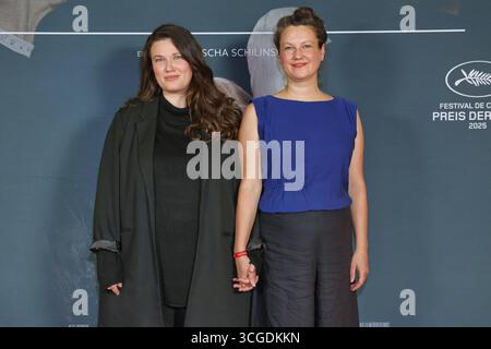 27.08.2025 , Mascha Schilinski und Louise Peter zur Premiere von in die Sonne schauen, Delphi-Filmpalast , Berlino *** 27 08 2025 , Mascha Schilinski e Louise Peter alla prima di in die Sonne schauen, Delphi Filmpalast , Berlino, Berlino Foto Stock