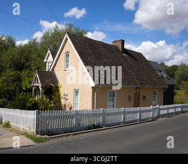 LOCK Cottage Sheering Mill Lock River Stort Essex Foto Stock