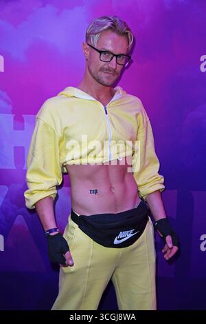 Aaron Königs beim Premieren-Event von THE POWER di Joyn auf dem Alice Rooftop & Garden a Berlino AM 28.08.2025 *** Aaron Königs al primo evento del POTERE di Joyn all'Alice Rooftop Garden di Berlino il 28 08 2025 Foto Stock