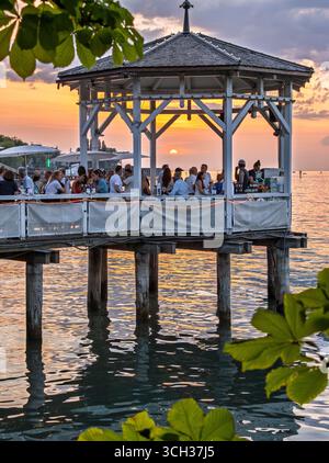 Padiglione con bar sul lungolago, Bregenz, Lago di Costanza, Vorarlberg, Austria, Europa Foto Stock