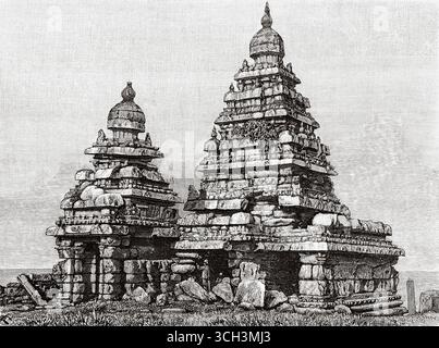 Il Tempio Shore. Pancha Rathas è un complesso monolitico di architettura indiana scavata nella roccia a Mahabalipuram sulla costa di Coromandel della Baia del Bengala, distretto di Chengalpattu, stato del Tamil Nadu, India. Asia meridionale. Eight Days in India, 1876 di Emile Guimet (1836-1918) Drawings from Life di Félix Régamey (1844-1907) le Tour du Monde 1888 Foto Stock