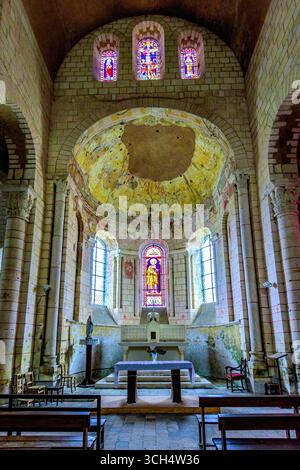 Interno dell'antica abbazia di Saint Pierre e Saint Paul - Méobecq, Indre (36), Francia. Foto Stock