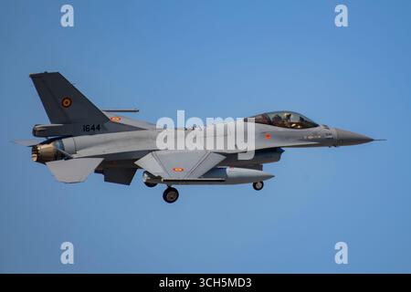 F-16 Fighting Falcon al BIAS Air Show 2025 di Bucarest, Romania Foto Stock
