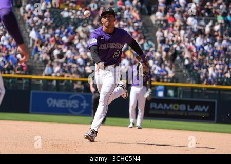 Agosto 31 2025: Ryan Ritter (8), seconda base del Colorado, gioca durante la partita tra Chicago Cubs e Colorado Rockies giocata al Coors Field di Denver Co. David Seelig/Cal Sport medi Foto Stock