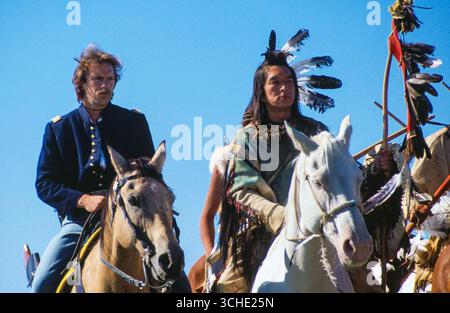 Danze con lupi (1990) Kevin Costner & Graham Greene *Filmstill - solo per uso editoriale* CAP/PLF fornito da Capital Pictures Foto Stock