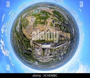 Vista aerea, zona industriale di Westfalenhuette, ex area industriale di Hoesch, globo terrestre, immagine fisheye, immagine a 360 gradi, mondo minuscolo, piccolo pla Foto Stock