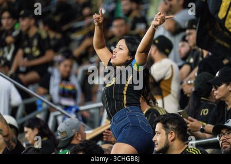 Fan del LAFC durante un match MLS contro il San Diego FC, domenica 31 agosto 2025, al BMO Stadium di Los Angeles, CALIFORNIA. San Diego FC ha sconfitto il LAFC 2-1. (Jon Endow/immagine dello sport) Foto Stock
