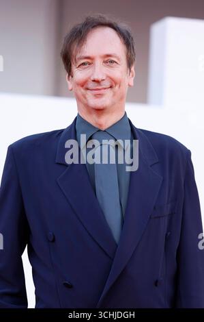 Volker Bertelmann / Hauschka bei der Premiere des Kinofilms A House of Dynamite auf der Biennale di Venezia 2025 / 82. Internationale Filmfestspiele von Venedig in Palazzo del Cinema. Venedig, 02.09.2025 *** Volker Bertelmann Hauschka alla prima del lungometraggio A House of Dynamite alla Biennale di Venezia 2025 82 Mostra Internazionale del Cinema di Venezia al Palazzo del Cinema Venezia, 02 09 2025 foto:xD.xBedrosianx/xFuturexImagex Dynamite 5919 Foto Stock