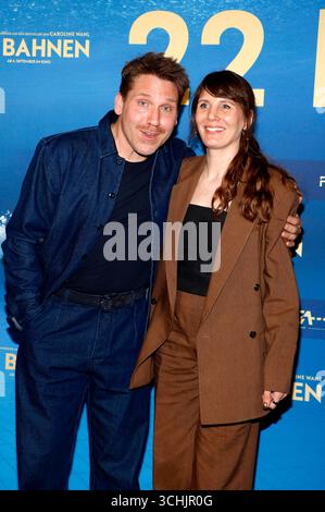 Hanno Koffler und mia Maariel Meyer bei der Premiere des Kinofilms 22 Bahnen im Zoo Palast. Berlino, 02.09.2025 *** hanno Koffler e mia Maariel Meyer alla prima del film 22 Bahnen allo Zoo Palast di Berlino, 02 09 2025 foto:XA.xBuggex/xFuturexImagex 22bahnen 5937 Foto Stock