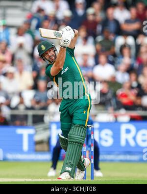 Headingley Cricket Ground, Leeds martedì 2 settembre 2025. Aiden Markram del Sud Africa in battuta durante la partita della Metro Bank One Day Series tra Inghilterra e Sud Africa all'Headingley Cricket Ground di Leeds martedì 2 settembre 2025. (Foto: Stuart Leggett | mi News) crediti: MI News & Sport /Alamy Live News Foto Stock