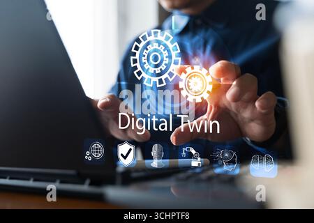 Concetto di tecnologia digitale gemellata che illustra ai, analisi dei dati, integrazione IoT e innovazione del settore intelligente per la produzione avanzata e predittiva Foto Stock