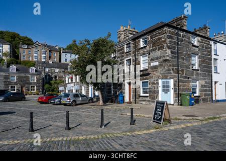 Tafarn Pencei, pub e bar, Corn Hill, Porthmadog, Gwynedd, Galles, Regno Unito - edificio classificato di grado II Foto Stock