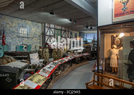 Museo della Battaglia delle Ardenne / Musée de la Bataille des Ardennes nella città di la Roche-en-Ardenne, provincia di Lussemburgo, Vallonia, Belgio Foto Stock