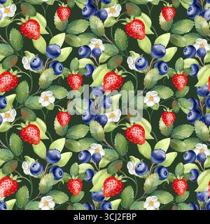 Disegno a mano senza cuciture con fragole sparse, mirtilli, foglie verdi e fiori su sfondo verde scuro. Foto Stock