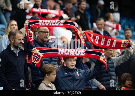 Oslo, Norvegia. 4 settembre 2025. I tifosi norvegesi sono visti prima dell'amichevole internazionale tra Norvegia e Finlandia allo stadio Ullevaal di Oslo, Norvegia. Credito: SPP Sport Press Photo. /Alamy Live News Foto Stock