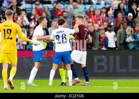 Oslo, Norvegia. 4 settembre 2025. I giocatori di Finlandia e Norvegia combattono durante l'amichevole internazionale tra Norvegia e Finlandia allo stadio Ullevaal di Oslo, Norvegia. Credito: SPP Sport Press Photo. /Alamy Live News Foto Stock