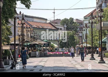 Bosnia-Erzegovina, Brčko, centro di Brčko: Zona pedonale ("zona pješačka") Foto Stock