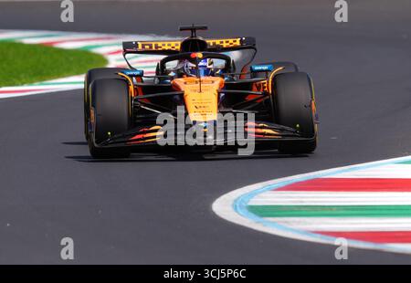Alex Dunne della McLaren durante le prove libere 1 a Monza, davanti al Gran Premio d'Italia di domenica. Data foto: Venerdì 5 settembre 2025. Foto Stock