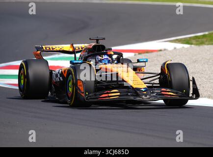 Alex Dunne della McLaren durante le prove libere 1 a Monza, davanti al Gran Premio d'Italia di domenica. Data foto: Venerdì 5 settembre 2025. Foto Stock