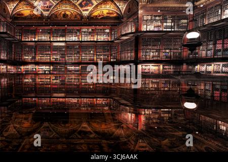 NYC Morgan East Room - la East Room è stata progettata come un tesoro per la notevole collezione di libri stampati rari di Pierpont Morgan. Foto Stock