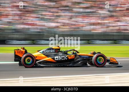 Lando Norris (GBR) alla guida del team McLaren di Formula 1 durante le prove libere del GP di F1 d'Italia sul circuito di Monza il 5 settembre 2025. Foto Stock