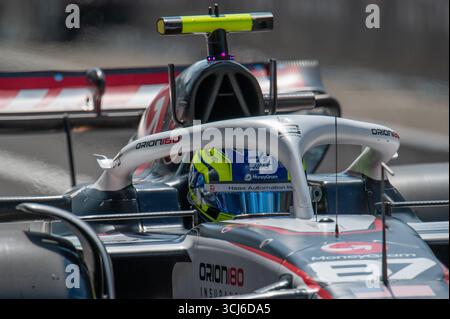Oliver Bearman (GBR) alla guida del MoneyGram Haas F1 Team durante le prove libere del GP di F1 d'Italia sul circuito di Monza il 5 settembre 2025. Foto Stock