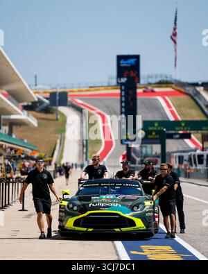 Austin, Etats Unis. 4 settembre 2025. 10 BARRICHELLO Eduardo (bra), McIntosh Anthony (usa), HASSE-CLOT Valentin (fra), Racing Spirit of Léman, Aston Martin Vantage AMR GT3 Evo #10, LM GT3, ambiance durante il Lone Star le Mans 2025, 6° round del FIA World Endurance Championship 2025, dal 5 al 7 settembre 2025 sul circuito delle Americhe ad Austin, Texas, Stati Uniti d'America, USA - Photo AlDPPI/AlDPPI-Live/AlDPPI-Live Foto Stock