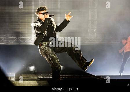 Ippodromo SNAI, Milano, Italia, 4 settembre 2025, Olly durante Olly - Concerto musicale Foto Stock