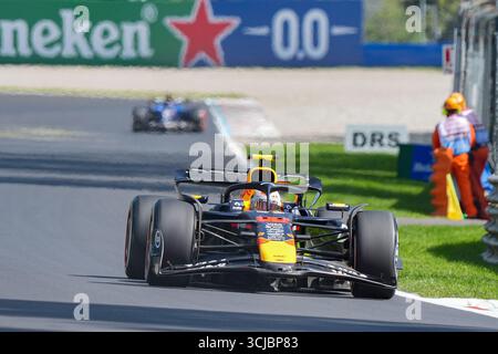Yuki Tsunoda del Giappone alla guida della (22) Oracle Red Bull Racing RB21 Credit: Luca Rossini/Alamy Live News Foto Stock
