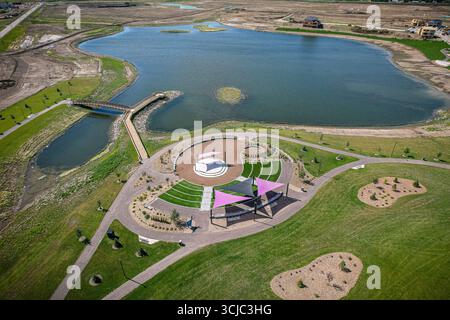 Veduta aerea di Brighton, un quartiere di Saskatoon, Saskatchewan, ed è la prima di diverse comunità pianificate per il Suburban di Holmwood Foto Stock
