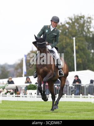 Stamford, Regno Unito. 4 settembre 2025. Austin o'Connor su Sixmilewater gareggia nell'evento dressage al Defender Burghley Horse Trials a Stamford, Lincolnshire, il 4 settembre 2025. Crediti: Paul Marriott/Alamy Live News Foto Stock