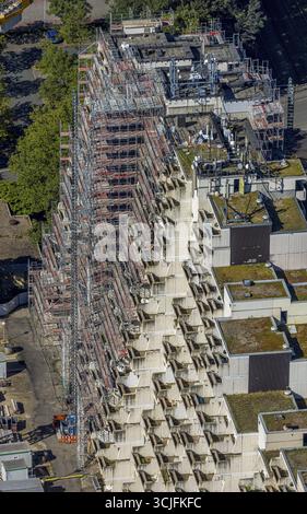 Vista aerea, blocco residenziale Hannibal II, impalcature per ristrutturazione e ristrutturazione, Vogelpothsweg, Dorstfeld, Dortmund, zona della Ruhr, Renania settentrionale-ovest Foto Stock