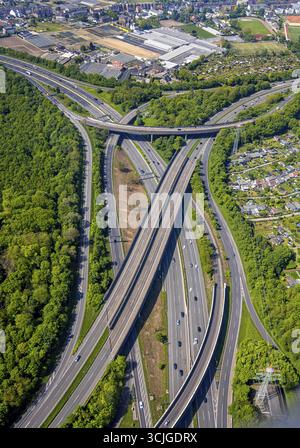 Veduta aerea, incrocio Duesseldorf-Bilk, autostrada A46 Duesseldorf-Bilk e Muenchener Strasse, Fleher Wald, Flehe, Duesseldorf, Renania, Renania settentrionale- Foto Stock