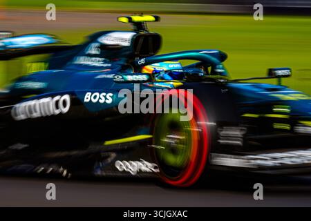 Monza, Italia. 6 settembre 2025. Fernando Alonso (ESP) - Aston Martin Aramco F1 Team - Aston Martin AMR25 - Mercedesdurante la Formula 1 Pirelli Gran Premio d'Italia 2025 sul circuito di Monza, Lombardia, Italia, dal 6 al 9 settembre 2025. 16° round del Campionato del mondo di Formula 1 FIA 2025. Crediti: Alessio De Marco | Avens-Images.com/Alamy Live News Foto Stock