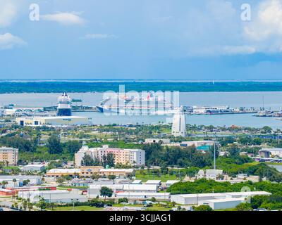 Cape Canaveral, Florida, USA - 6 settembre 2025: Foto aerea di Port Canaveral Florida Foto Stock