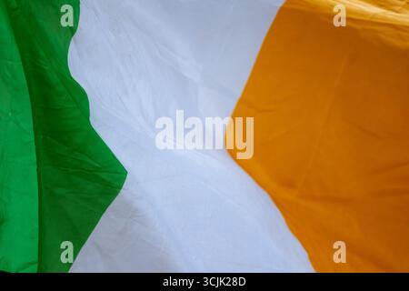Cork, Irlanda. 6 settembre 2025. Bandiera irlandese conquistata durante il raduno della campagna di solidarietà della Palestina di Cork e la marcia nella contea di Cork. (Credit Image: © Annabelle Hamil/ZUMA Press Wire) SOLO PER USO EDITORIALE! Non per USO commerciale! Foto Stock