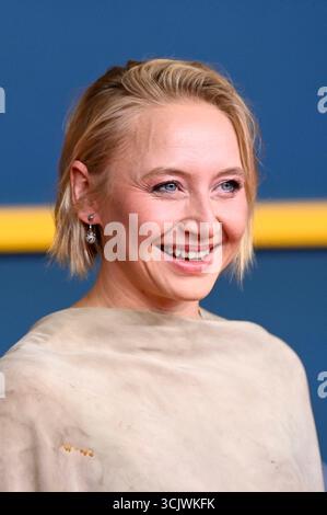 abb Anna Maria Muehe zu Gast auf dem roten Teppich bei der zur Deutschlandpremiere des Kino Films CHIAMA IL MIO AGENTE BERLIN im Kino Collosseum AM 08.09.2025 a Berlino Berlino Germania *** abb Anna Maria Muehe come ospite sul Red carpet alla prima tedesca del film CHIAMA IL MIO AGENTE BERLIN al cinema Collosseum l'8 settembre 2025 a Berlino Germania Foto Stock