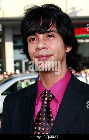 Hector Jimenez alla prima mondiale di Nacho Libre al Grauman's Chinese Theater di Hollywood - 12 giugno 2006 Foto Stock