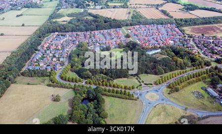 Veduta aerea della nuova abitazione di Winterbourne Gardens, Grappenhall, Warrington Foto Stock