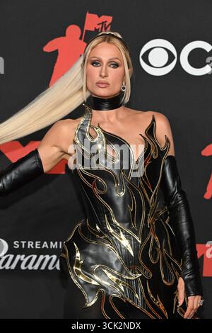 Elmont, Stati Uniti. 8 settembre 2025. Paris Hilton partecipa agli MTV Video Music Awards 2025 alla UBS Arena il 7 settembre 2025 a Elmont, New York. Foto: C Flanigan/imageSPACE/Sipa USA credito: SIPA USA/Alamy Live News Foto Stock