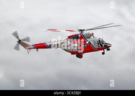 L'Aeronautica militare ceca ha organizzato una superba dimostrazione di ricerca e soccorso con un paio di elicotteri PZL W-3 Swidnik Sokul Twin Engine al RIAT Foto Stock