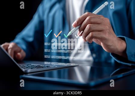 Elenco di controllo pianificazione gestione delle attività, pianificazione dei progetti, monitoraggio degli obiettivi e produttività del flusso di lavoro in Foto Stock