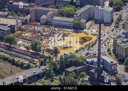 Vista aerea, nuovo quartiere della letteratura per uffici e appartamenti in costruzione tra Sachsenstrasse e Bert-Brecht-Strasse, Suedviertel, Essen, Ruhr A. Foto Stock