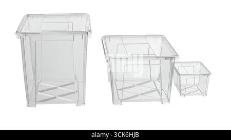 Un set di tre contenitori di stoccaggio in plastica trasparente di varie dimensioni, progettati per organizzare e conservare gli articoli. Foto Stock