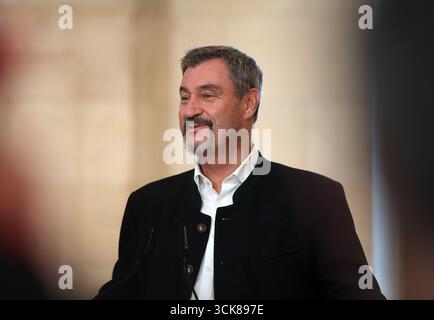 Fussball, Herren, Bundesliga, Saison 2025/2026, FC Bayern München, Empfang der Herrenmannschaft und Frauenmannschaft, Bayerische Staatskanzlei die beiden Mannschaften des FC Bayern München wurden von Dr. Markus Söder, Bayerischer Ministerpräsident in der Bayerischen Staatskanzlei geehrt, hier im Bild Dr. Markus Söder, Bayerischer Ministerpräsident, Kopf, Oberkörper Foto Stock