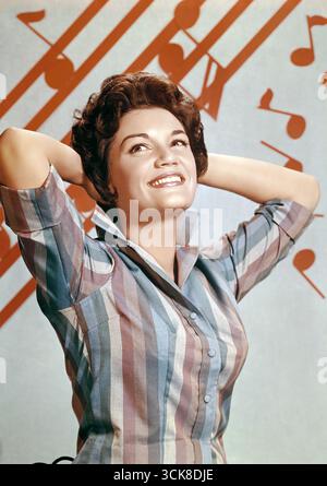 CONNIE FRANCIS (1937-2025) cantante e attrice statunitense nel 1960 Foto Stock