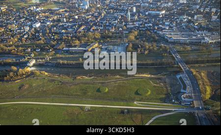 Vista aerea, palestra Hammonense, centro di sport acquatici, area con Hamm Lock, fiume Lippe e canale Datteln-Hamm, vista della città, della città Foto Stock